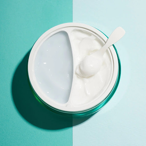 کرم دوگانه مرطوب کننده و تسکین دهنده اکسیس وای 